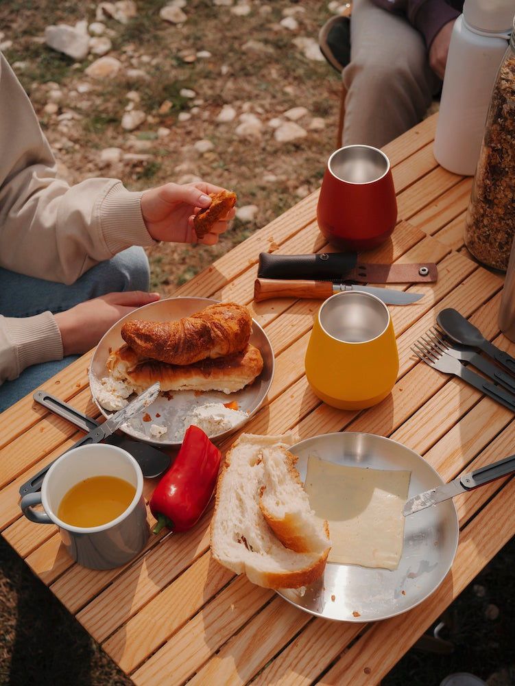 Campinggeschirr ohne Melamin ohne Schadstoffe, Emaille und Edelstahl